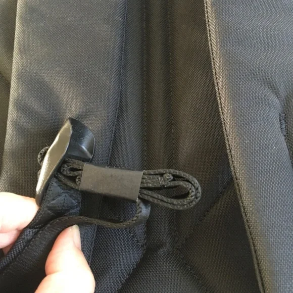 Thule Heritage Notus 15 Computer Backpack 20L 9020-89BK NEW - Picture 9 of 14